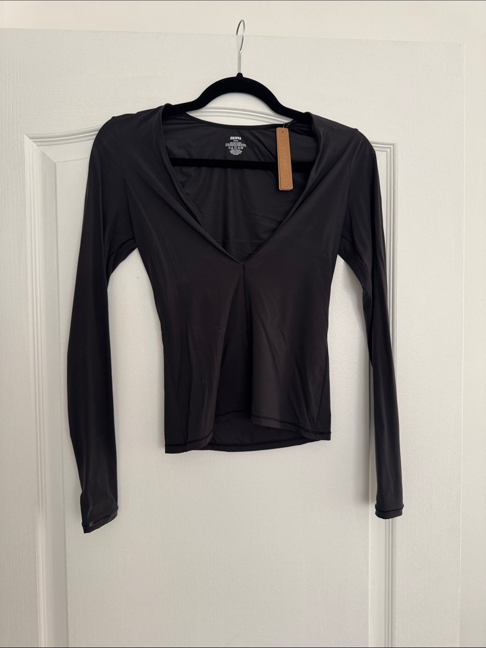 Skims deep plunge Long Sleeve V-Neck Top - Black